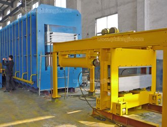 織物芯輸送帶生產(chǎn)線