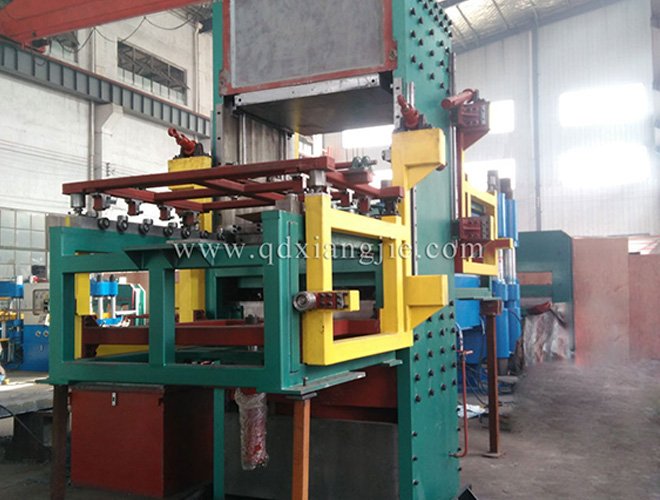 出口 捷克 XLB -1200x1200mm側(cè)板式硫化機(jī)