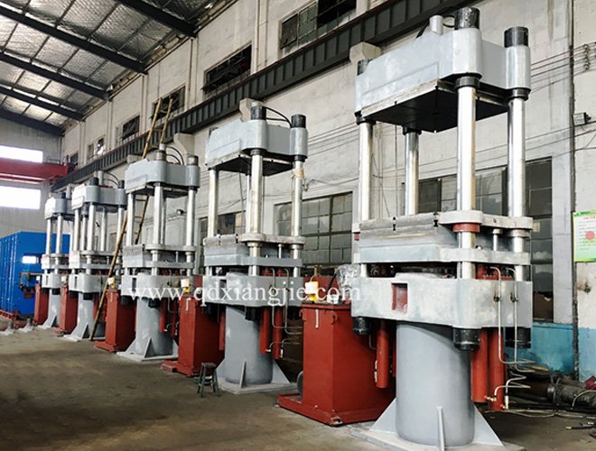 柱式硫化機(jī)